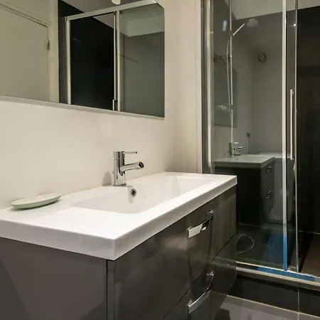 Rouen, Sous Les Toits, Gare + Parking Apartment *