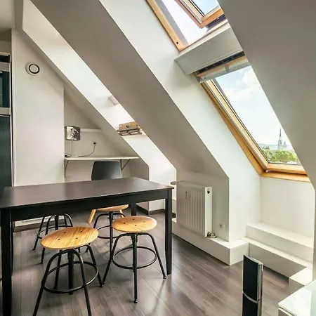 Rouen, Sous Les Toits, Gare + Parking Apartment *