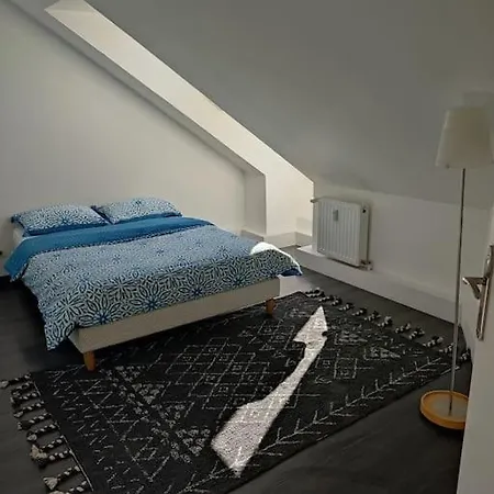 Apartment Rouen, Sous Les Toits, Gare + Parking *